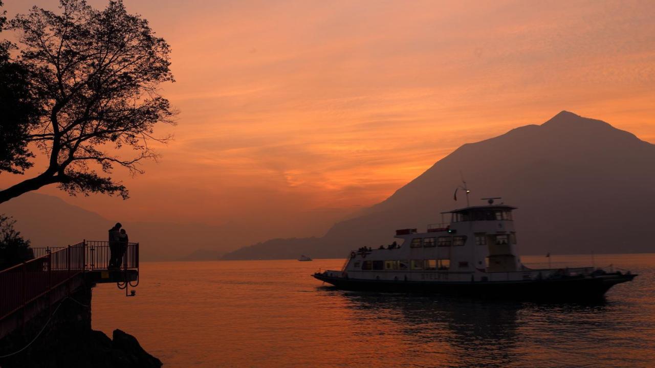 Casa In Riva Al Lago Varenna Exterior foto